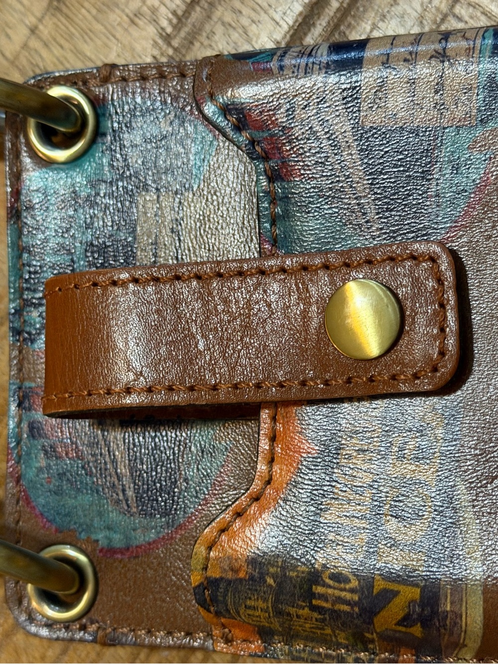 Patricia Nash Phone Crossbody Bag Farleigh Leather Built In Wallet Purse NWOT - Picture 10 of 10